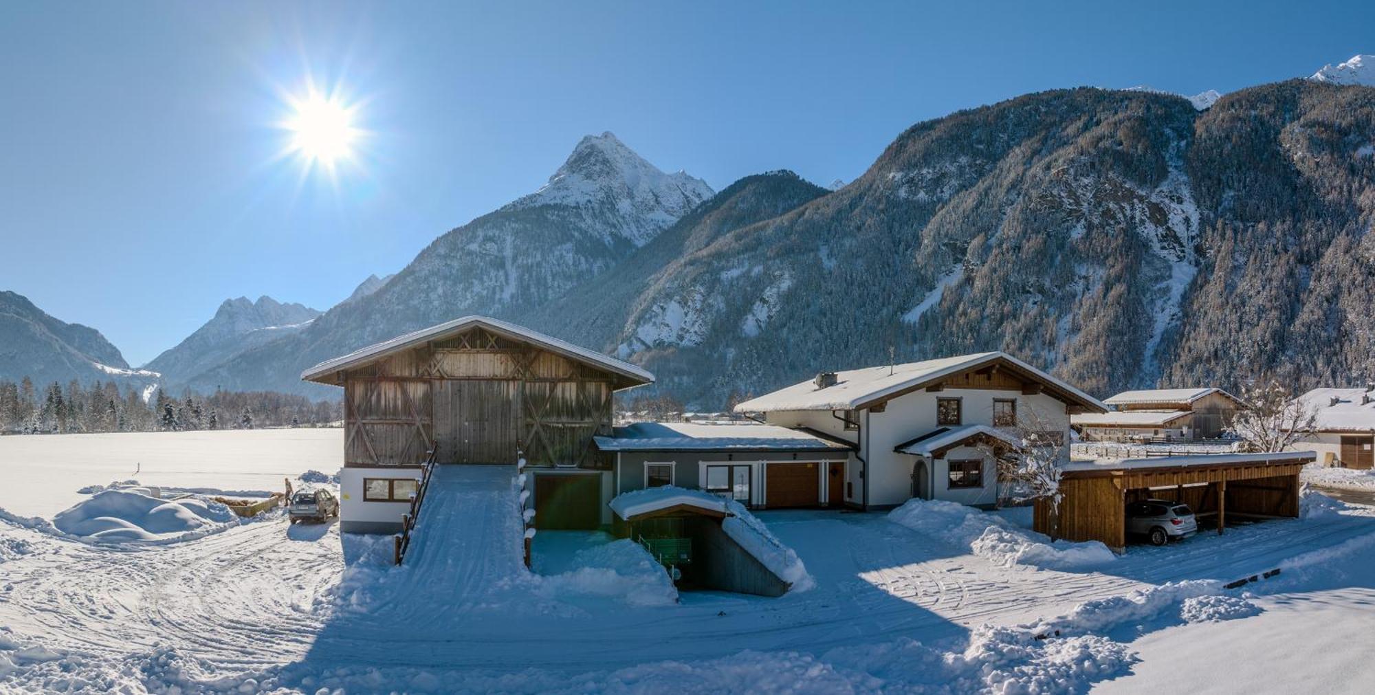 Landhaus Oetztalblick Längenfeld Extérieur photo
