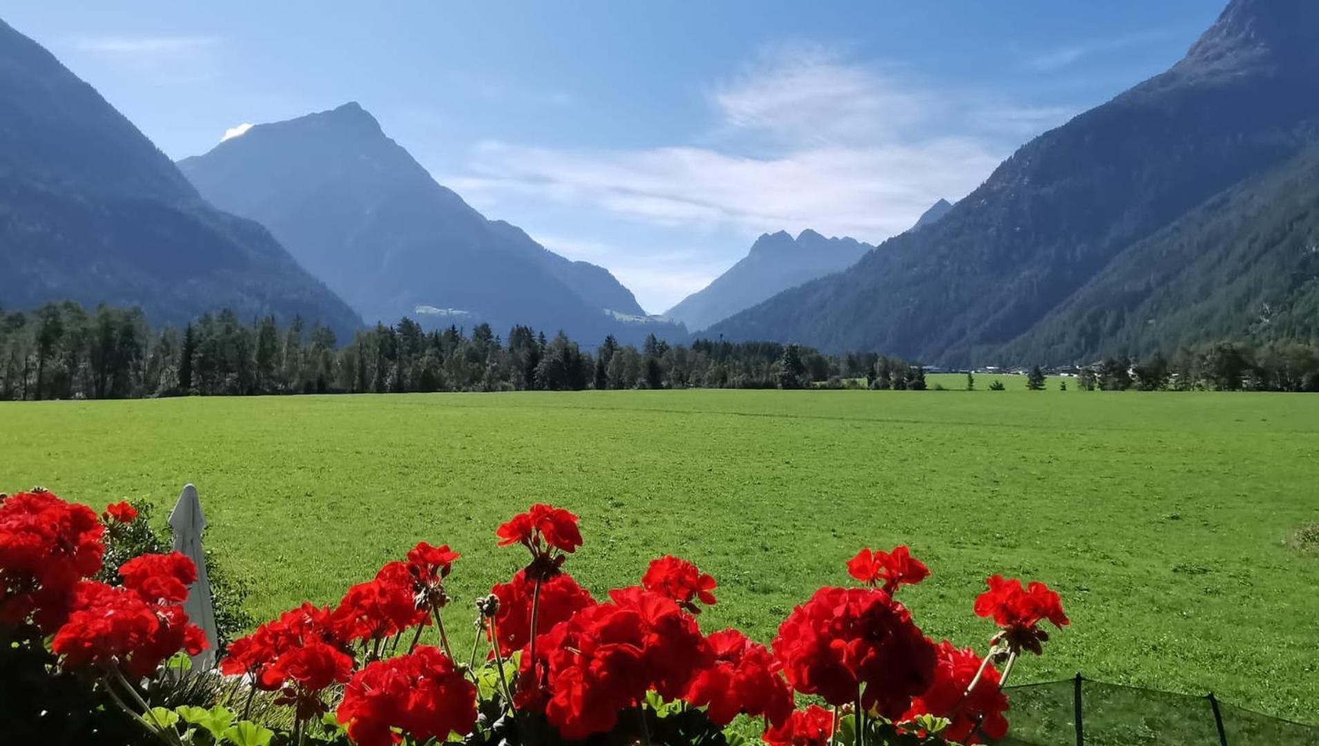 Landhaus Oetztalblick Längenfeld Extérieur photo