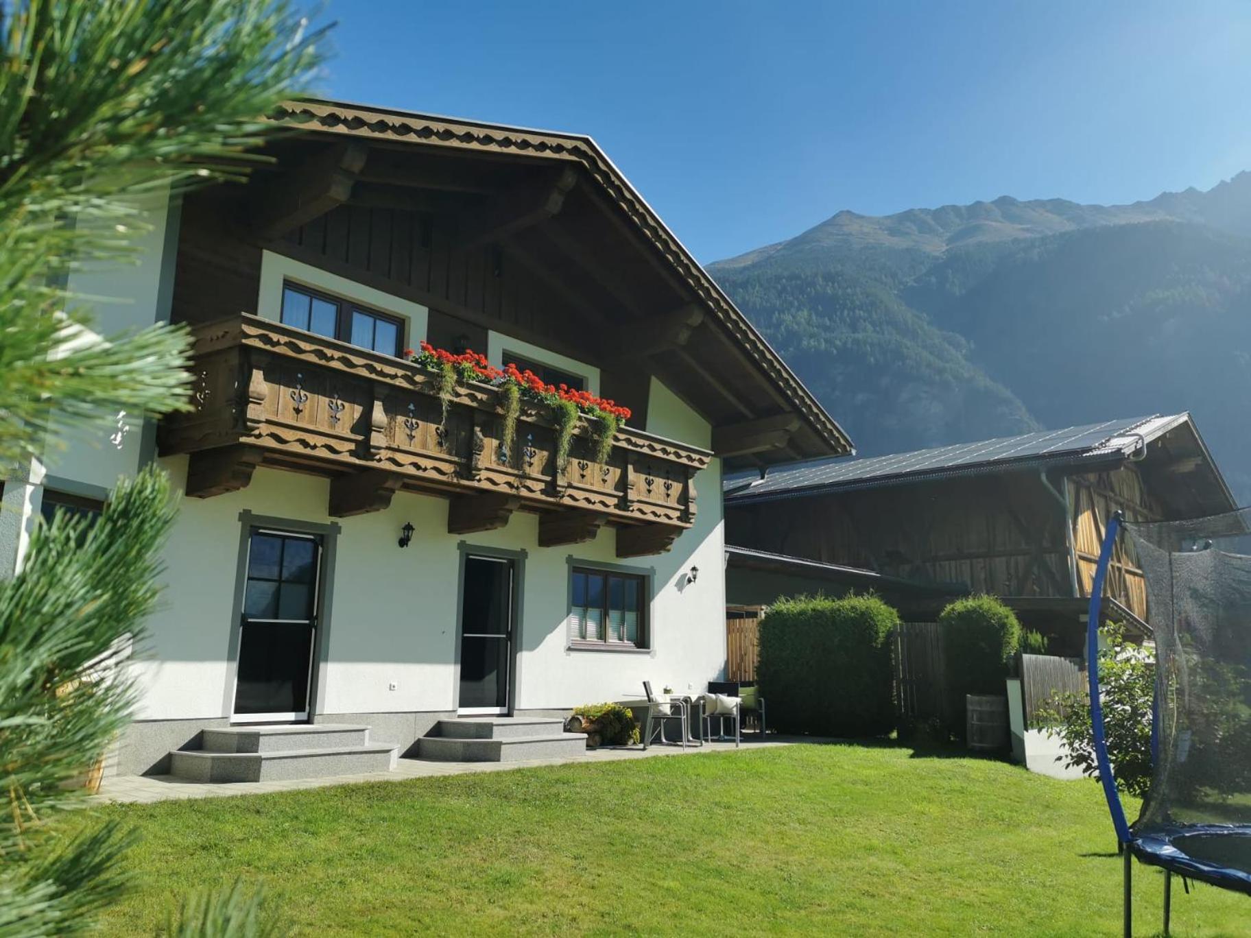 Landhaus Oetztalblick Längenfeld Extérieur photo